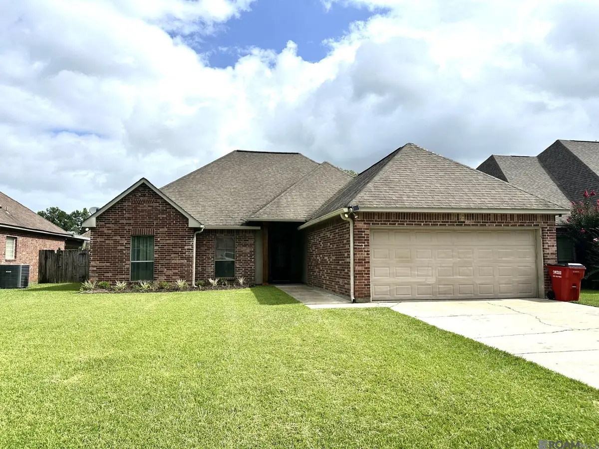 10109 Angela Dr, Denham Springs, LA 70706 - #1