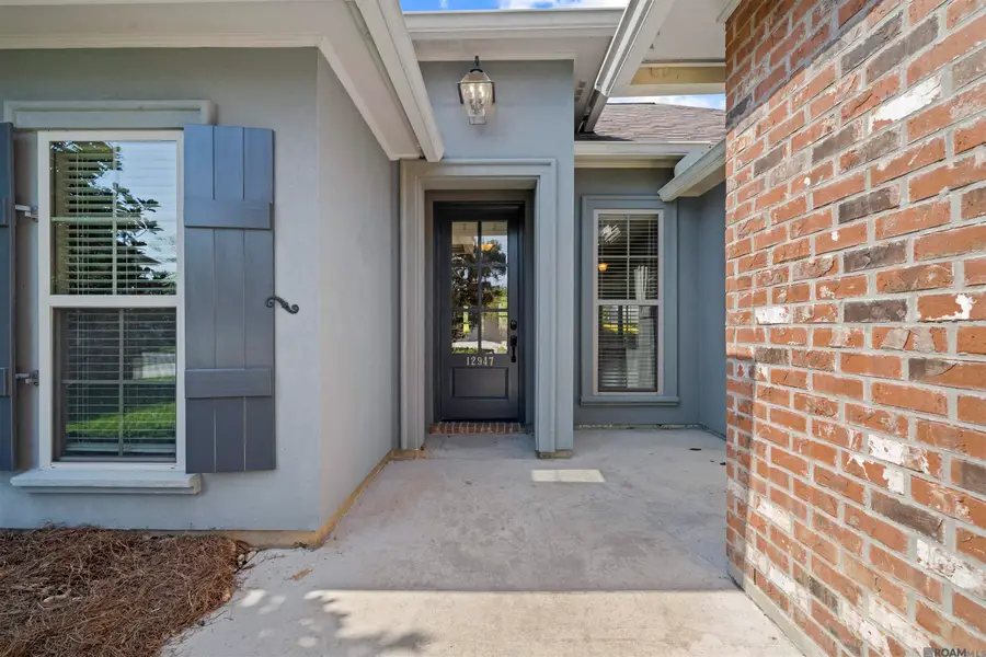 12947 Parkview Point Ave, Baton Rouge, LA 70816 - #2