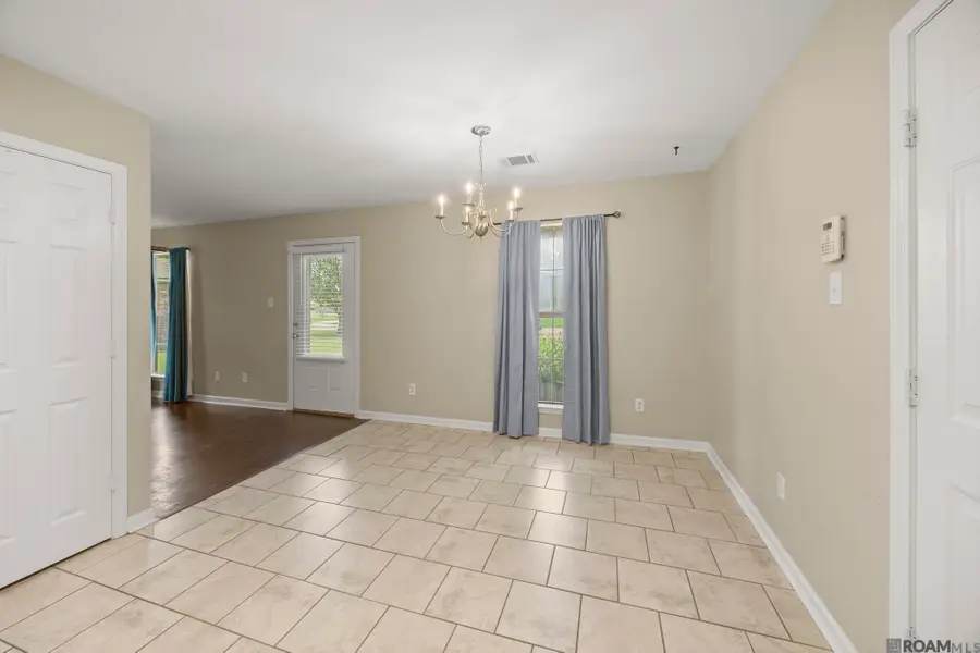 25884 Sagewood Dr, Denham Springs, LA 70726 - #3