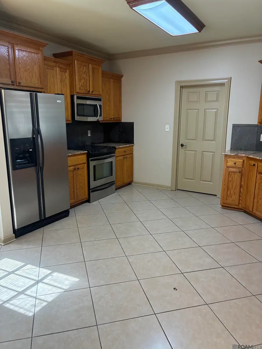 2640 Colonial Way, Zachary, LA 70791 - #3