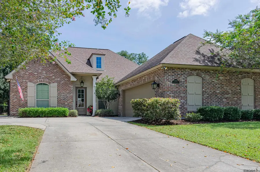 37220 Renaissance Dr, Prairieville, LA 70769 - #2