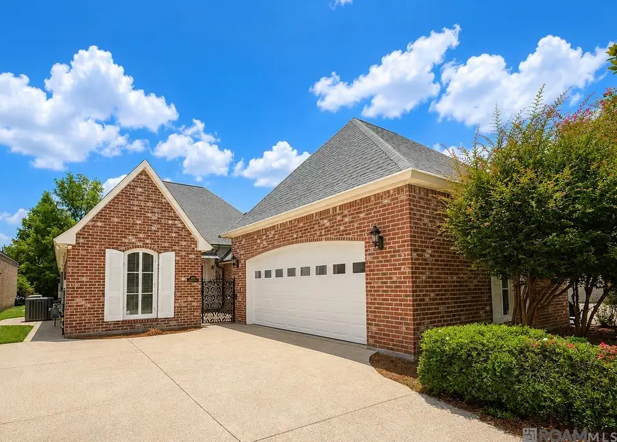 10715 Shoreline Dr, Baton Rouge, LA 70809 - #3
