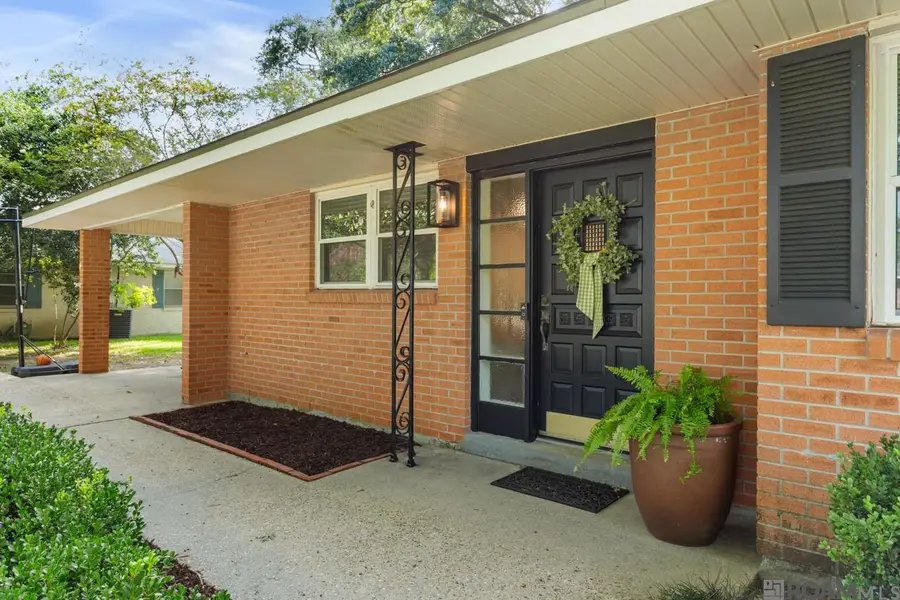 1054 Highland Park Dr, Baton Rouge, LA 70808 - #3
