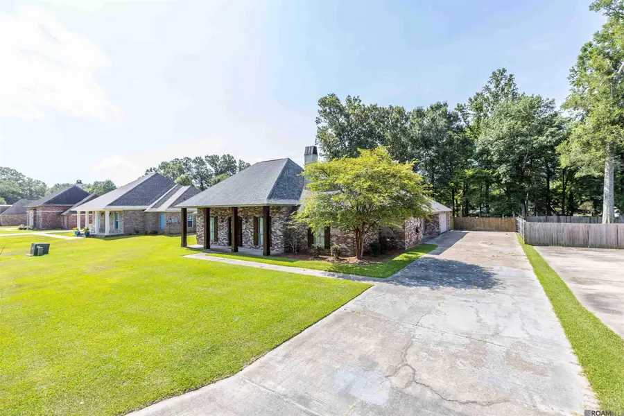 11638 Littlefield Ave, Zachary, LA 70791 - #2