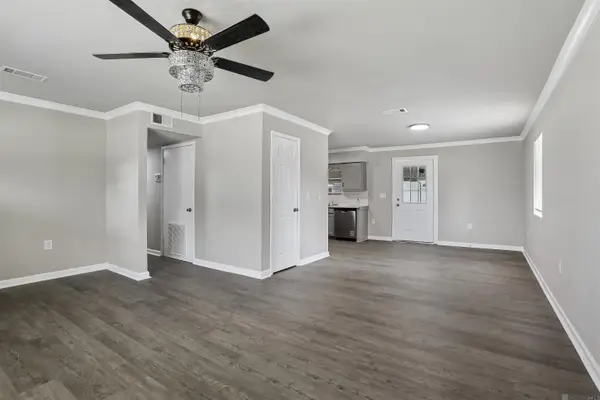 13346 Leblanc Rd, Gonzales, LA 70737