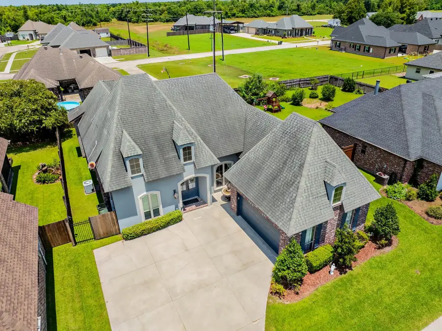 3376 Caleb Dr, Houma, LA 70360 - #3
