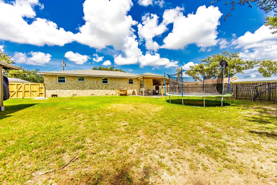 209 Darolina Street, Thibodaux, LA 70301 - #3