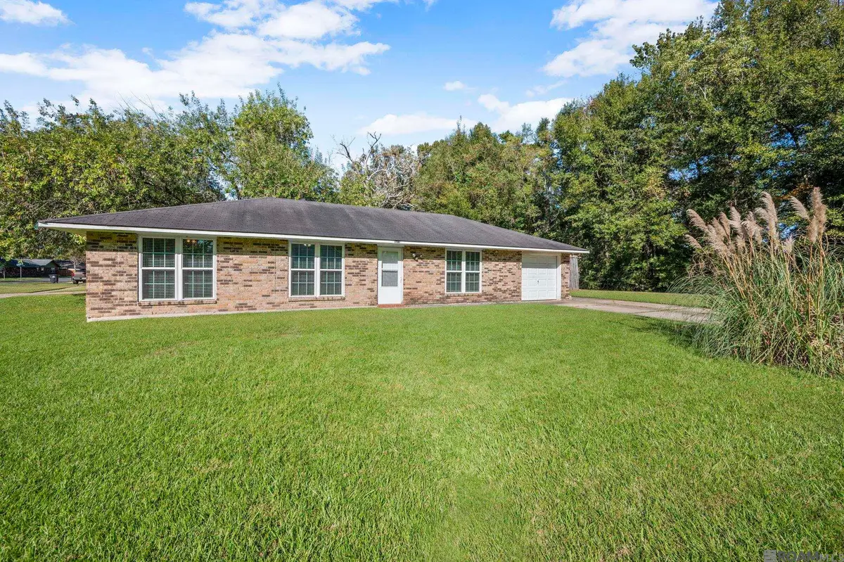 3315 Vancouver Dr, Baton Rouge, LA 70819 - #1