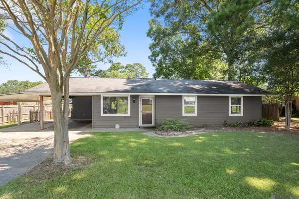 3827 Noble St, Zachary, LA 70791