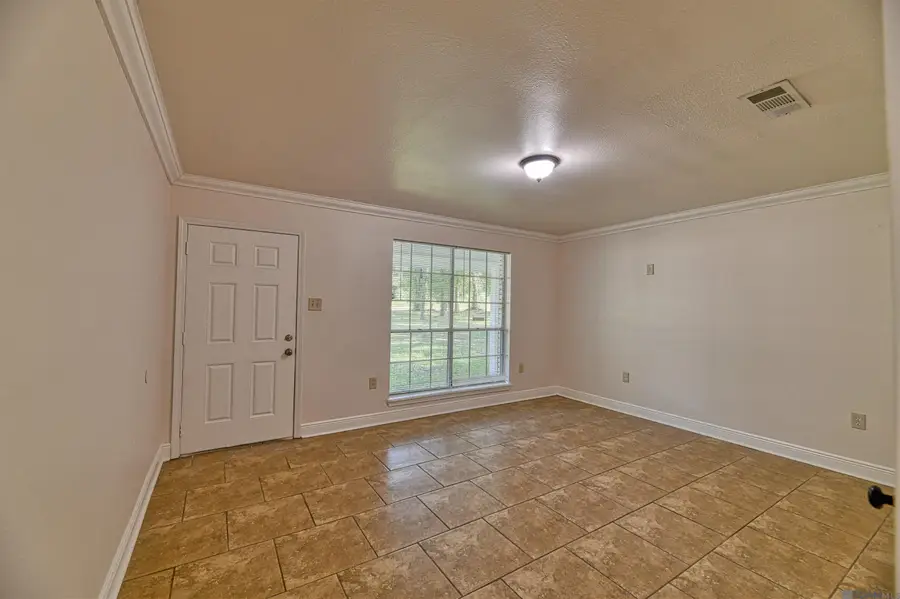 10335 Greenwell Springs Rd, Baton Rouge, LA 70814 - #3