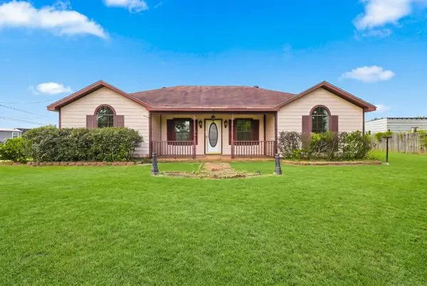493 Fredrick Dr, Thibodaux, LA 70301