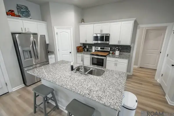 11583 Regal St, Denham Springs, LA 70726