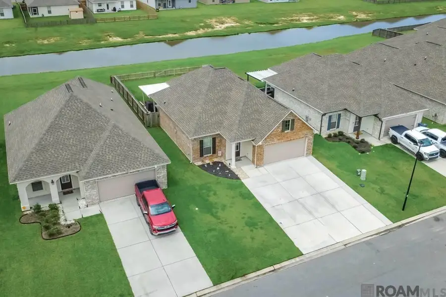 11583 Regal St, Denham Springs, LA 70726 - #3