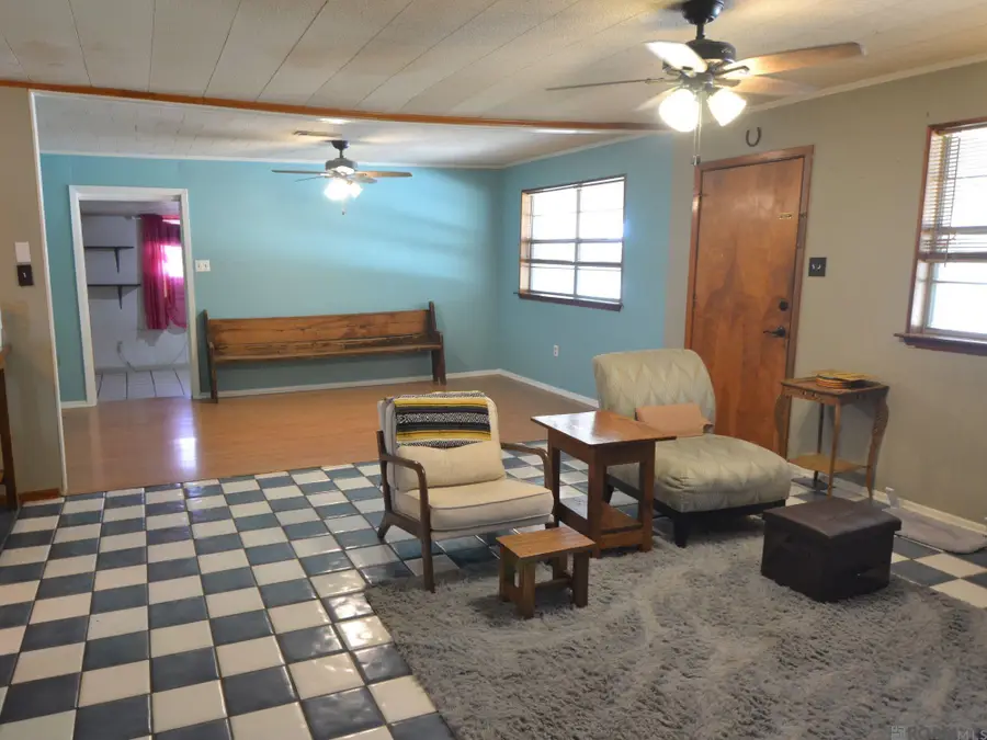 395 Avenue G, Port Allen, LA 70767 - #3
