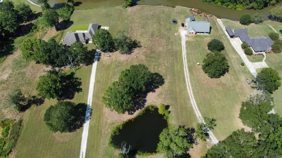841 Poydras Bayou Dr, Port Allen, LA 70767 - #2