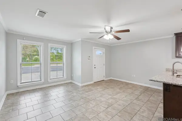 3228 N Foster Dr, Baton Rouge, LA 70805