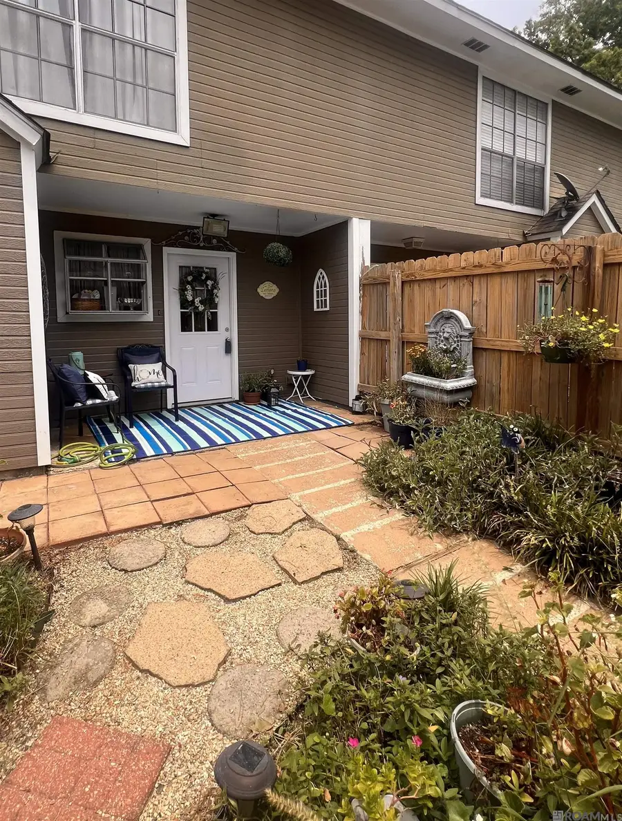 42 Colleen Ct, Baton Rouge, LA 70808 - #2