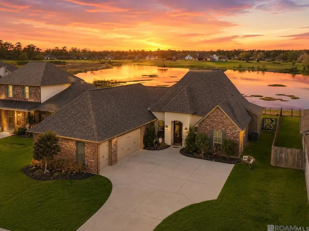 7335 Lillie Dr, Denham Springs, LA 70706 - #1