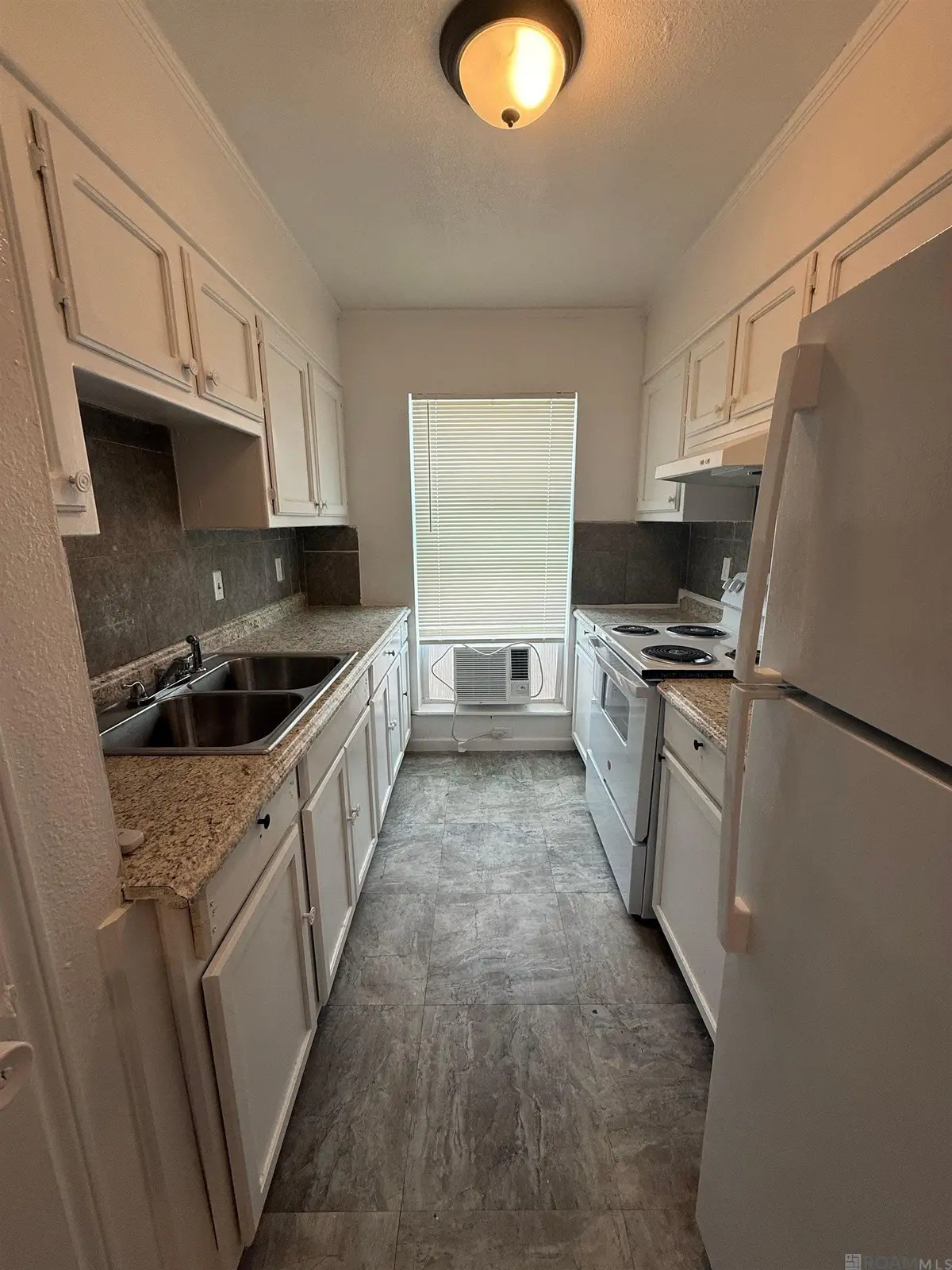 2041-2043 Helm Dr, Baton Rouge, LA 70820 - #1