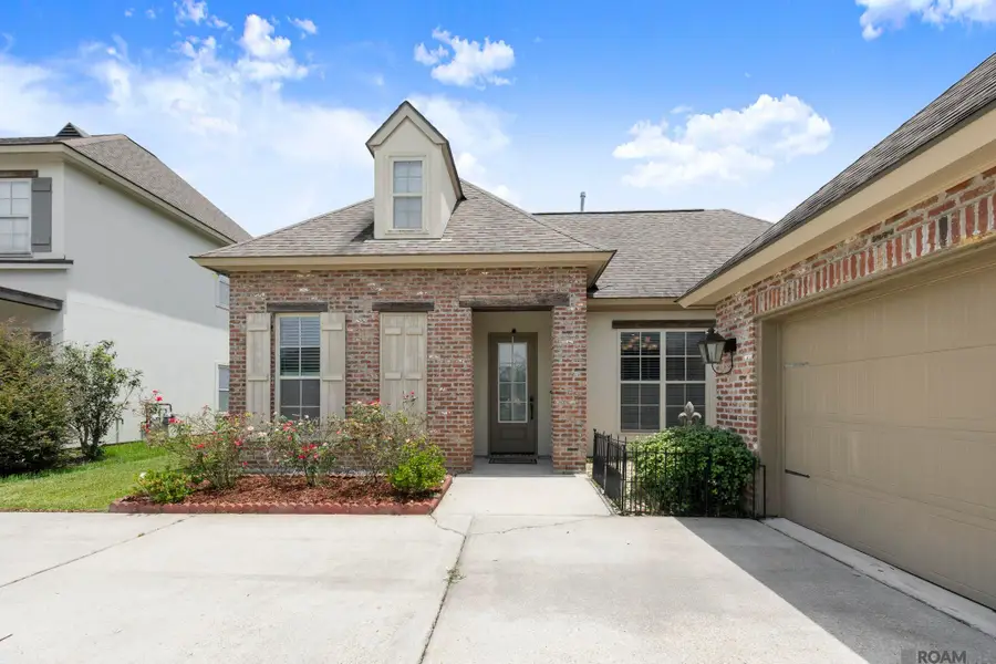 3240 Meadow Grove Ave, Zachary, LA 70791 - #2