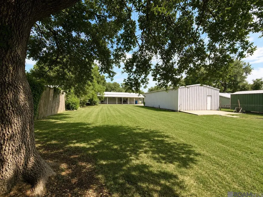 8664 Lebeau St, Livonia, LA 70755 - #2