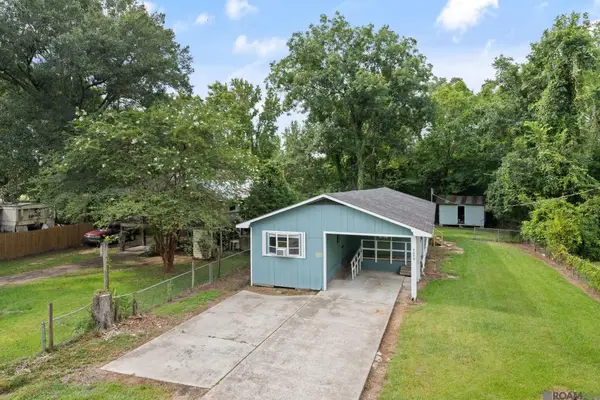 4089 David Rd, Zachary, LA 70791