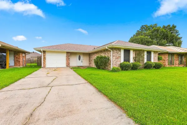 305 Louis Dr, Houma, LA 70364