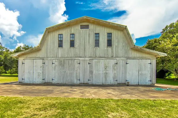 340 Hodson Lane, Raceland, LA 70394