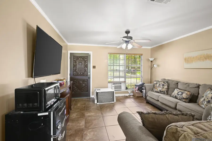 3328 Courtland Dr, Baton Rouge, LA 70814 - #3