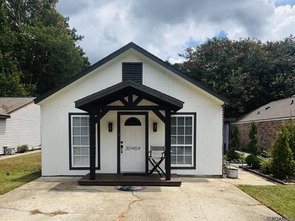 30464 Fairway View Dr, Denham Springs, LA 70726 - #1