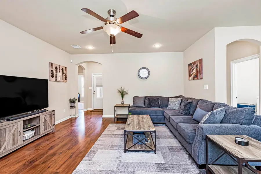 8062 Antebellum Ave, Baton Rouge, LA 70820 - #2