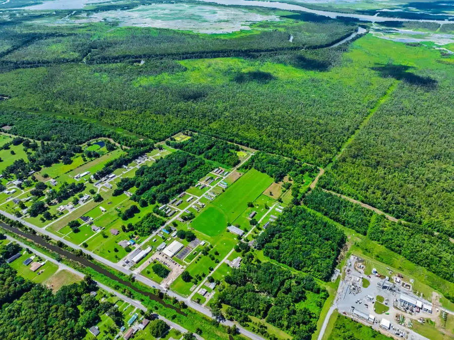 5555 Bayou Black Dr, Gibson, LA 70356 - #2