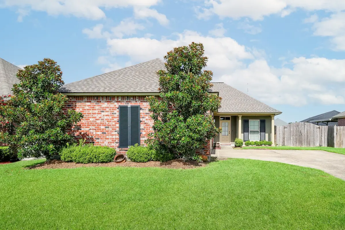 122 Dicharry Ct, Thibodaux, LA 70301 - #1