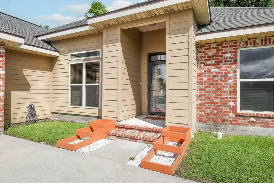 202 Turner St, Schriever, LA 70395 - #2