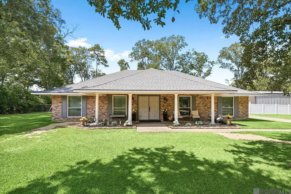 6747 Chaparral Pl, Greenwell Springs, LA 70739 - #1