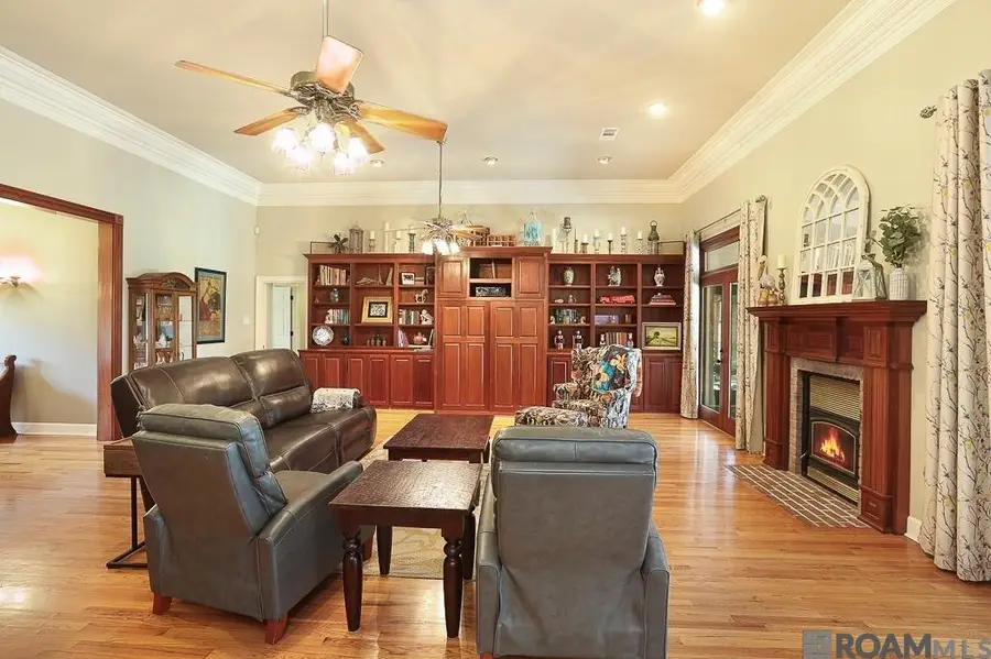 18449 Oakwood Dr, Prairieville, LA 70769 - #3
