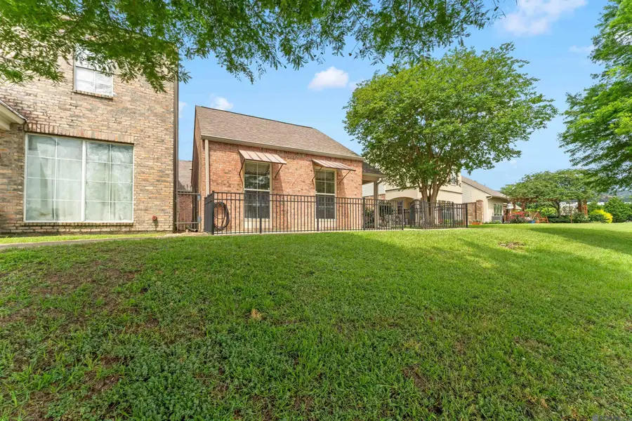 1310 Lake Pointe Ave, Zachary, LA 70791 - #2