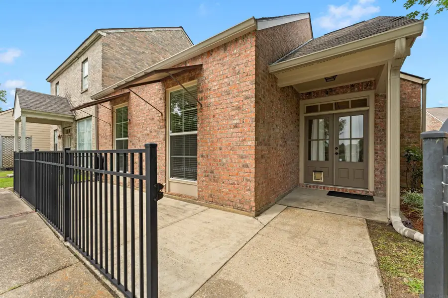 1310 Lake Pointe Ave, Zachary, LA 70791 - #3