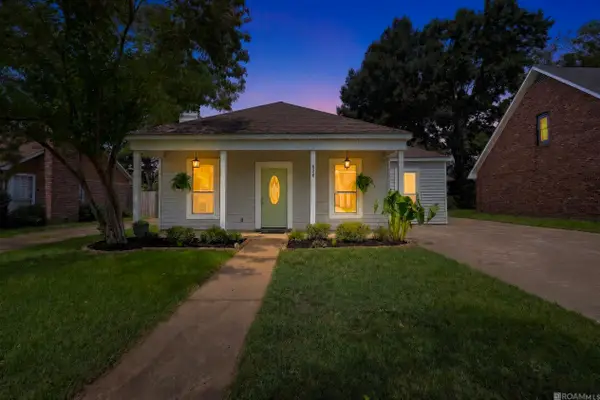 626 Fountain View Dr, Baton Rouge, LA 70820