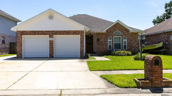 312 River Village Drive, Destrehan, LA 70047
