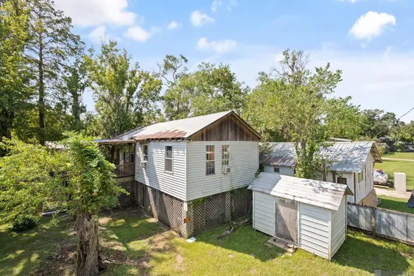 13065 Fox St, Maurepas, LA 70449