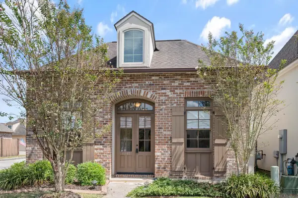 14407 Villa Carre Dr, Baton Rouge, LA 70810