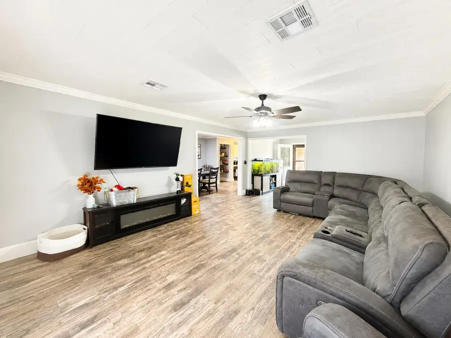 210 South Central Boulevard, Chauvin, LA 70344 - #2