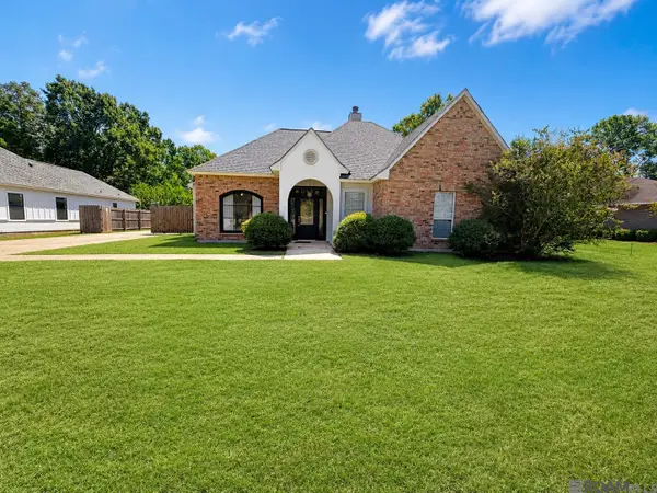 913 Bohne Rd, Port Allen, LA 70767