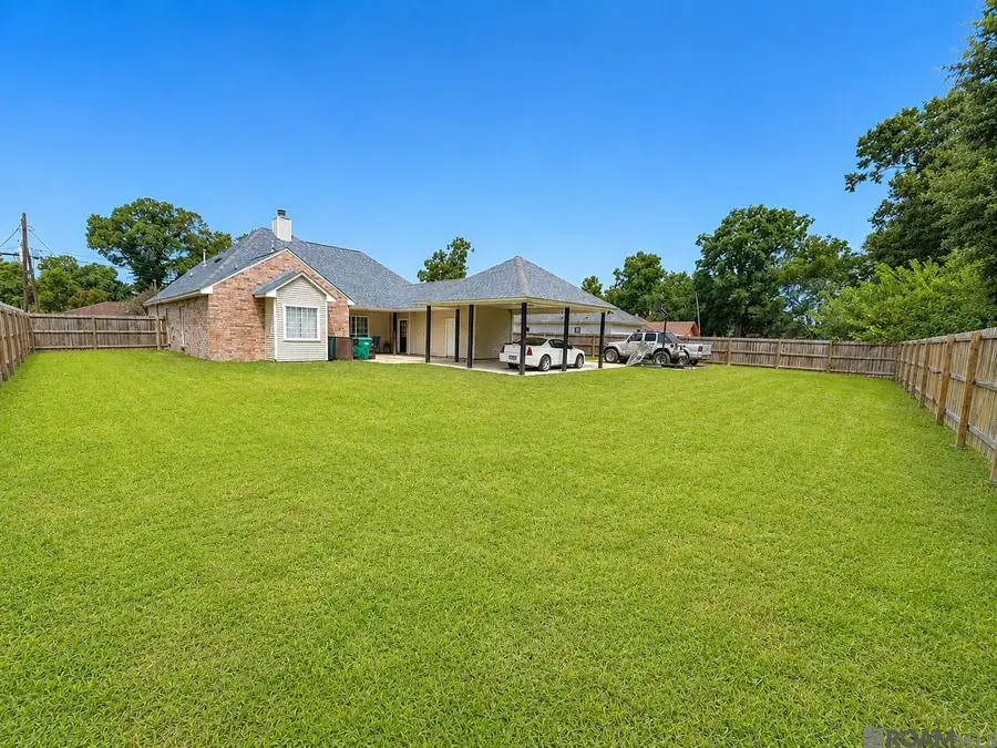 913 Bohne Rd, Port Allen, LA 70767 - #3