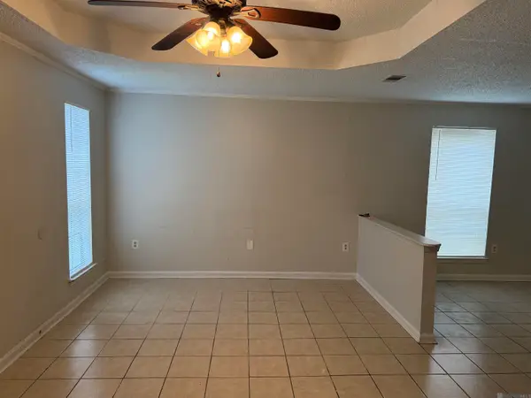 3363 King Bradford Dr, Baton Rouge, LA 70816