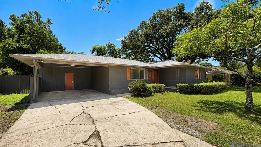 9334 W Damuth Dr, Baton Rouge, LA 70815 - #2