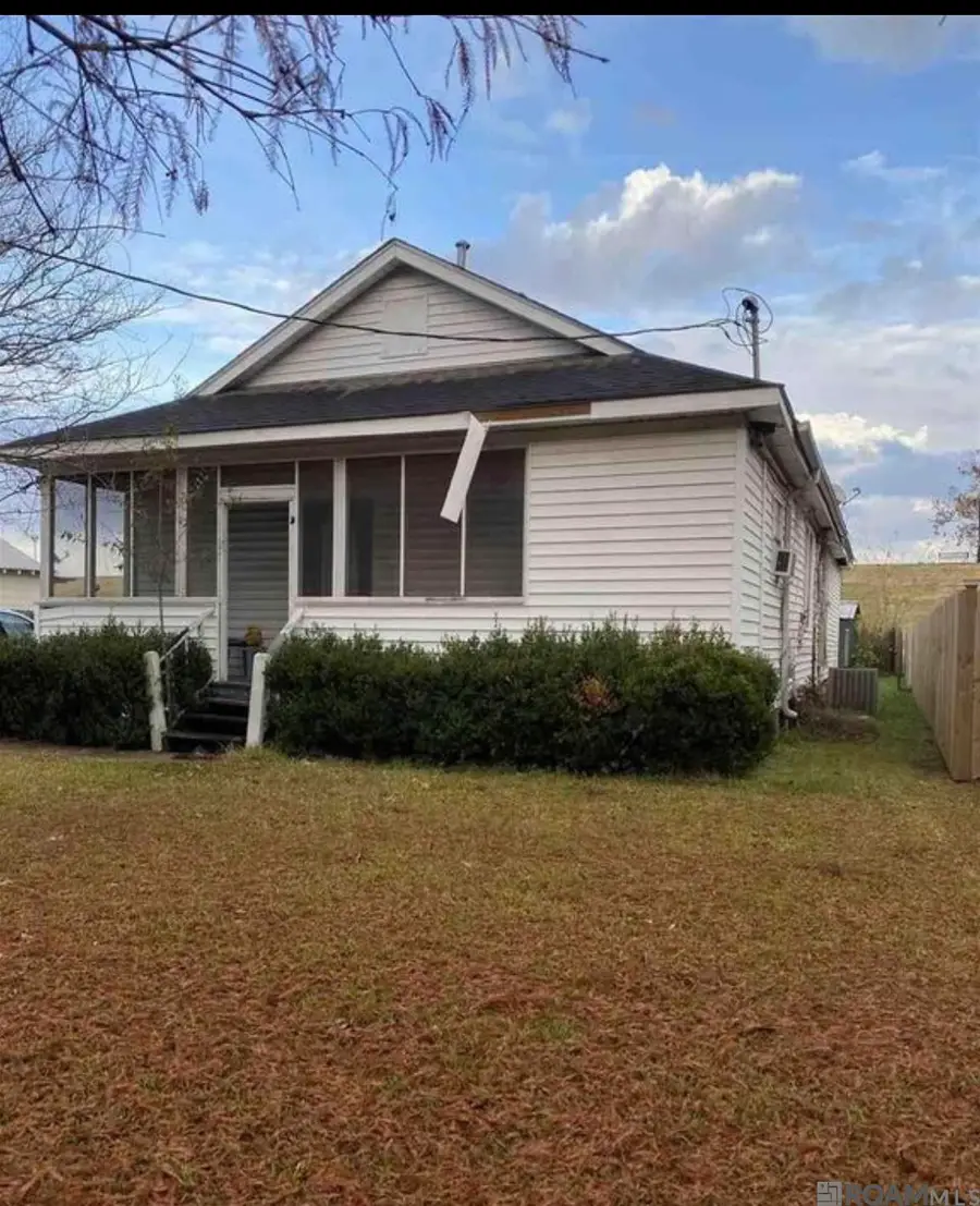 230 S River Rd, Port Allen, LA 70767 - #2