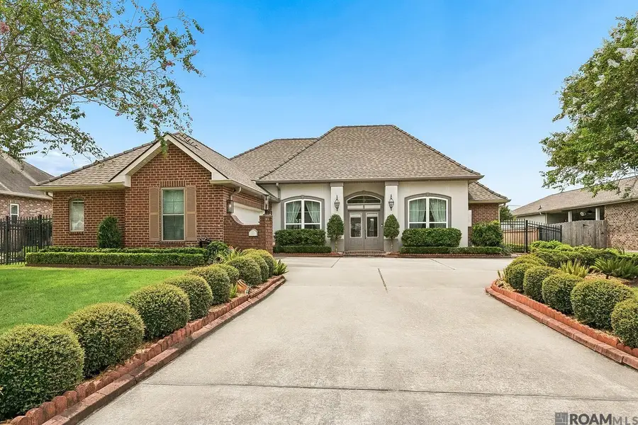 311 Riverwood Dr, Saint Rose, LA 70087 - #2