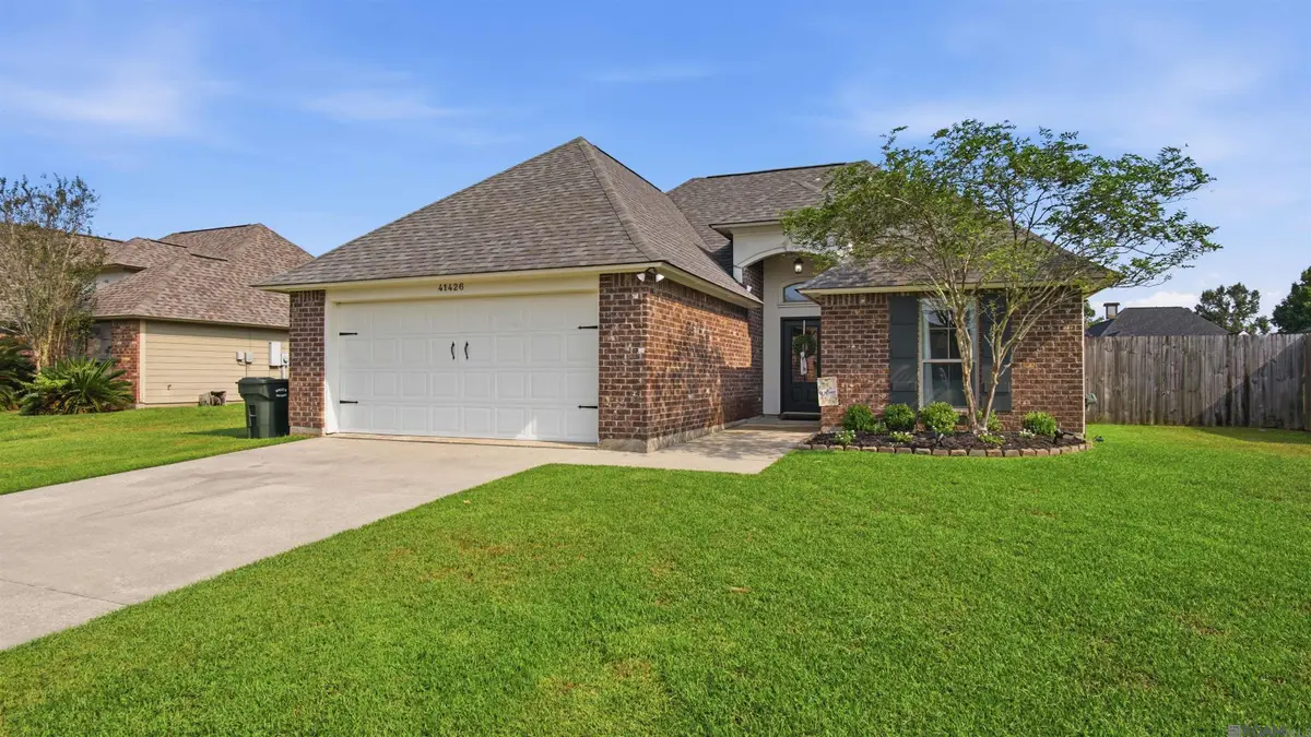 41426 Hearthstone Ave, Prairieville, LA 70769 - #1